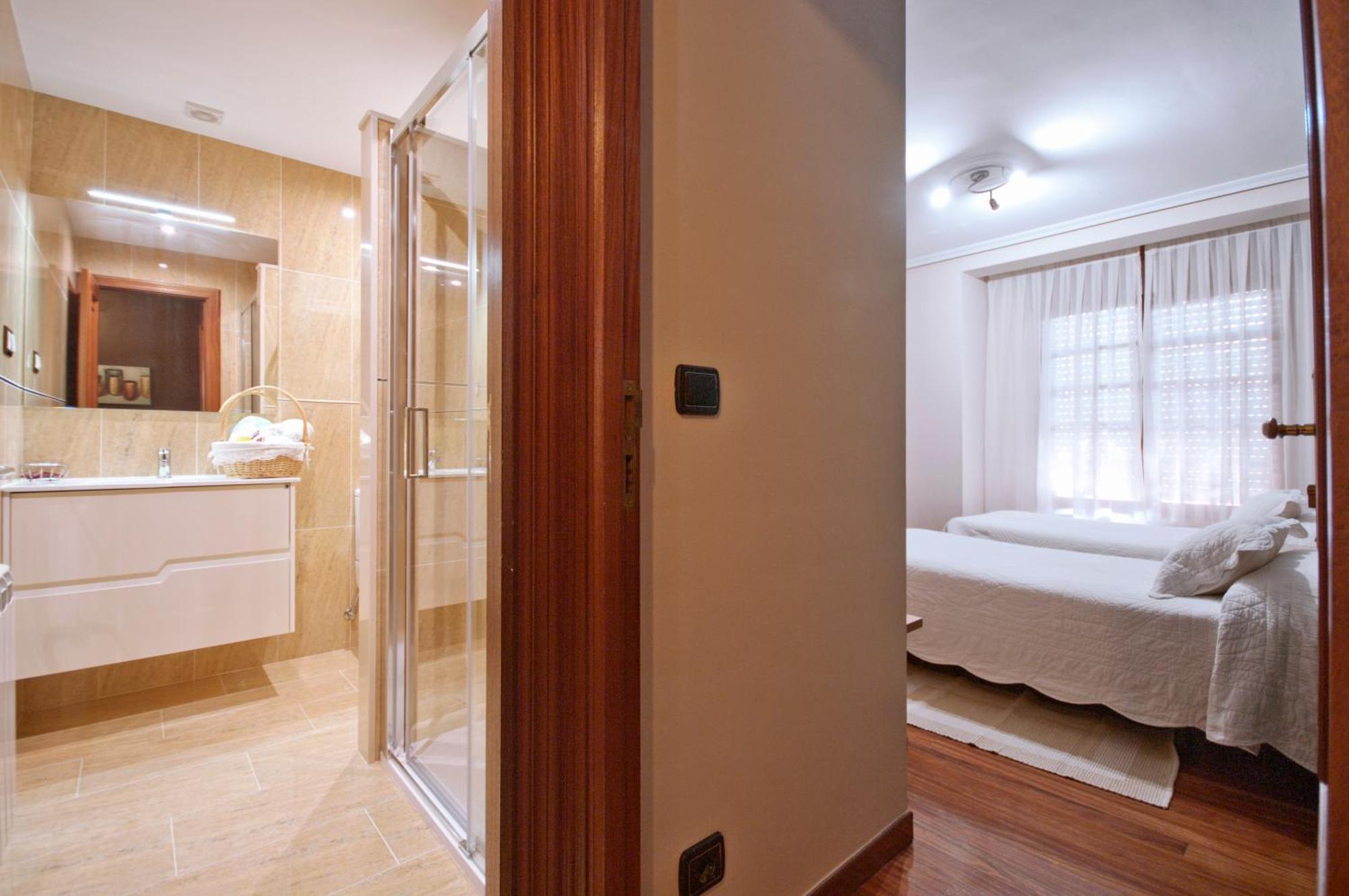 Apartamentos Casa Paulino Taramundi Luaran gambar