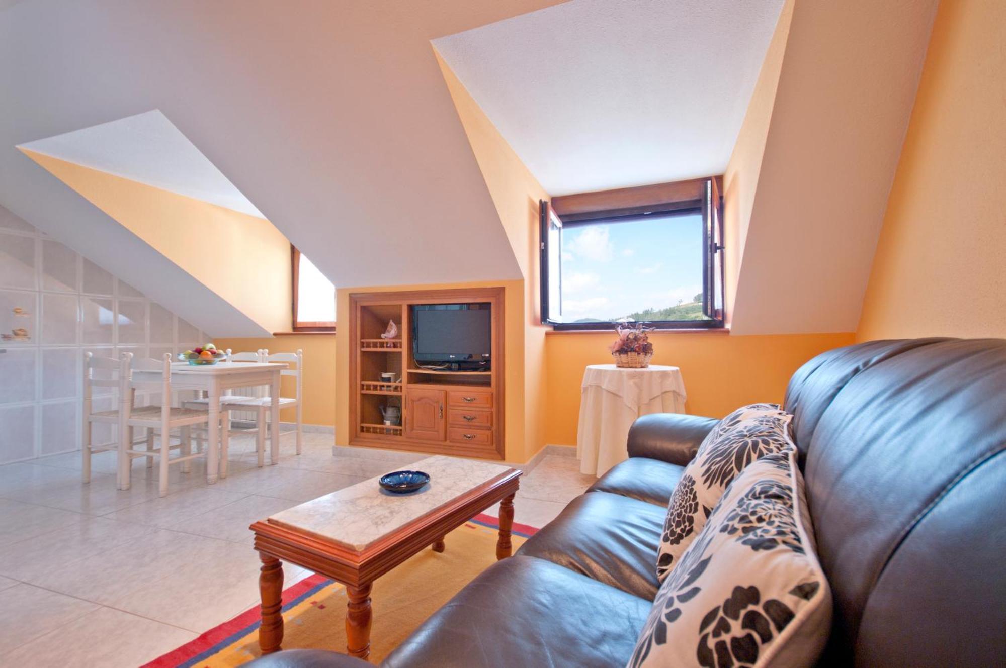 Apartamentos Casa Paulino Taramundi Luaran gambar
