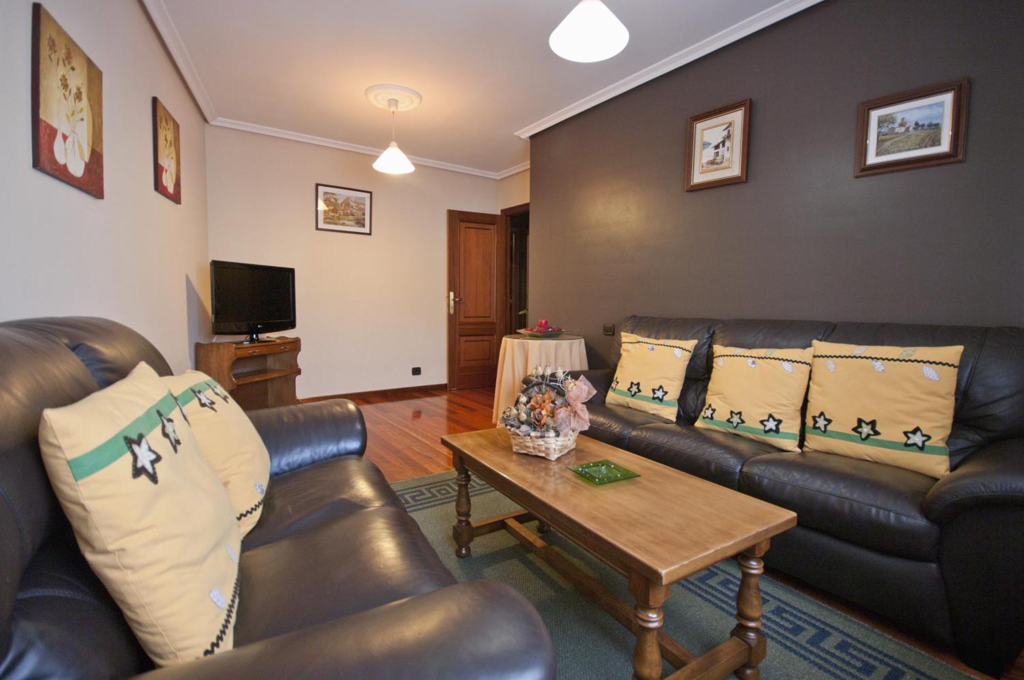 Apartamentos Casa Paulino Taramundi Bilik gambar