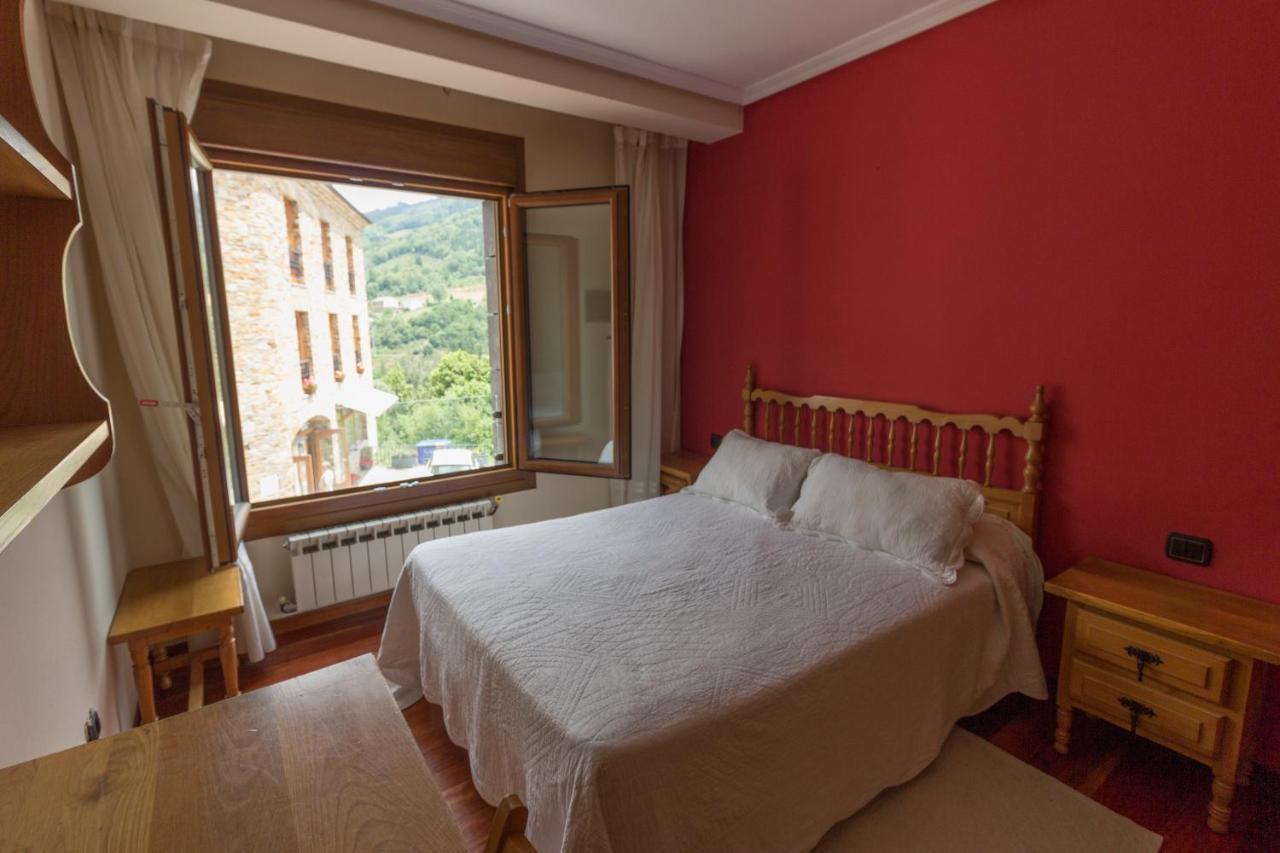 Apartamentos Casa Paulino Taramundi Luaran gambar